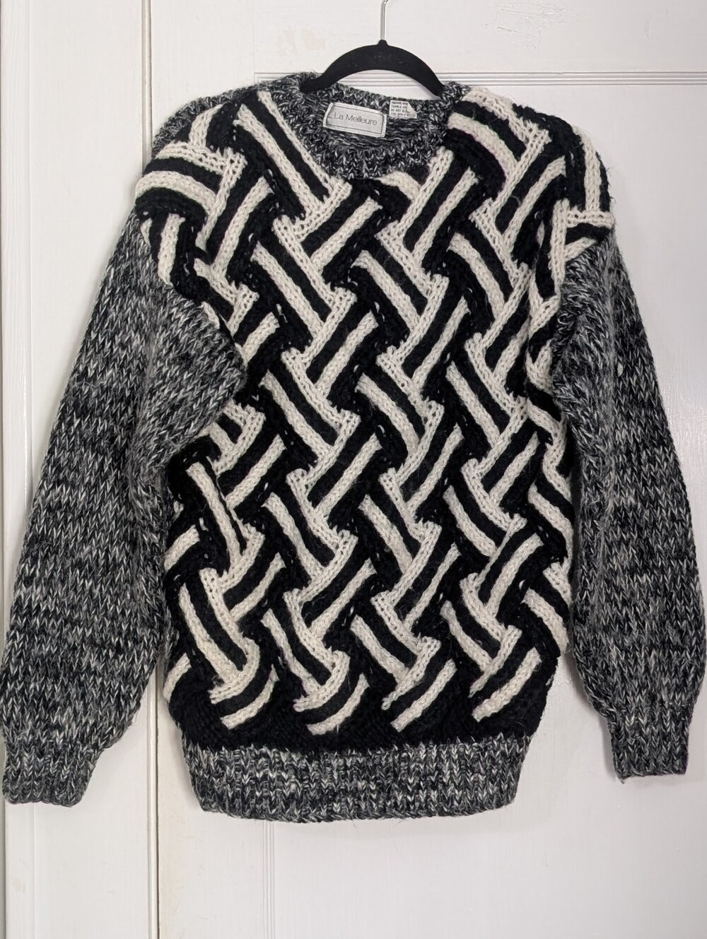 Vintage La Meilleure Sweater L Black White Retro Geometric 3D Cable Knit Korea
